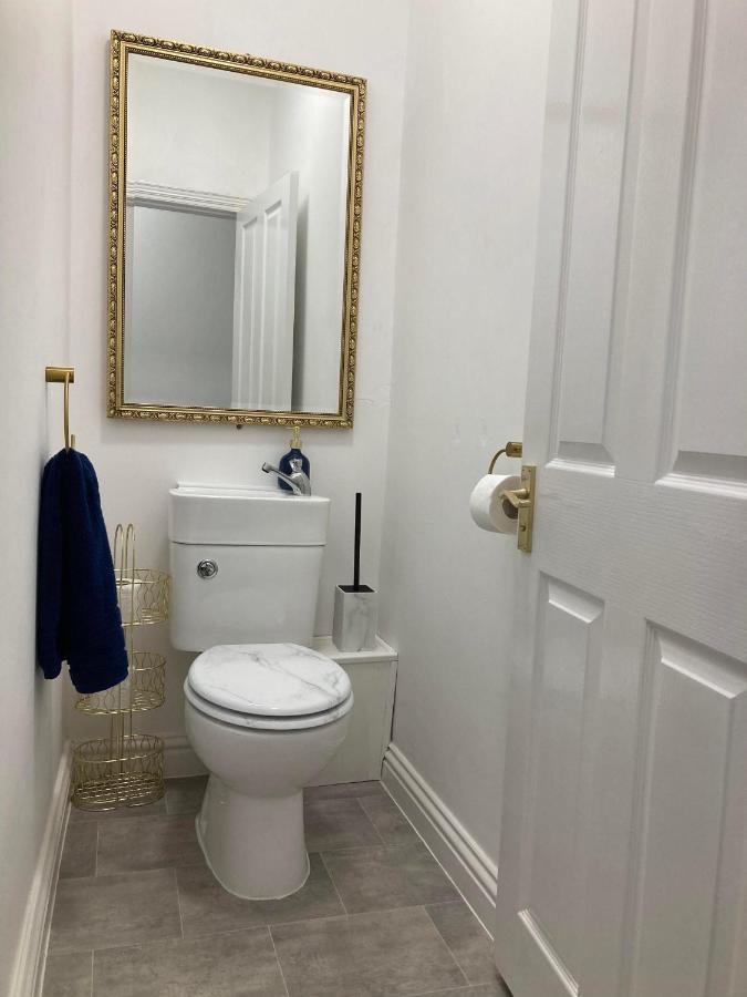 Agapi Apartment - Sea View Sleeps Ten Blackpool Exterior photo