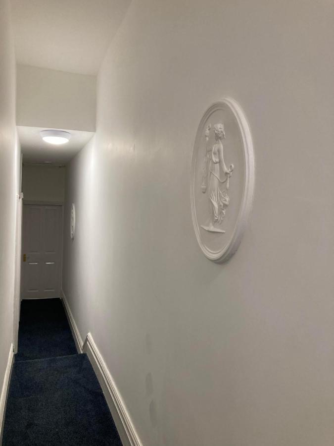 Agapi Apartment - Sea View Sleeps Ten Blackpool Exterior photo